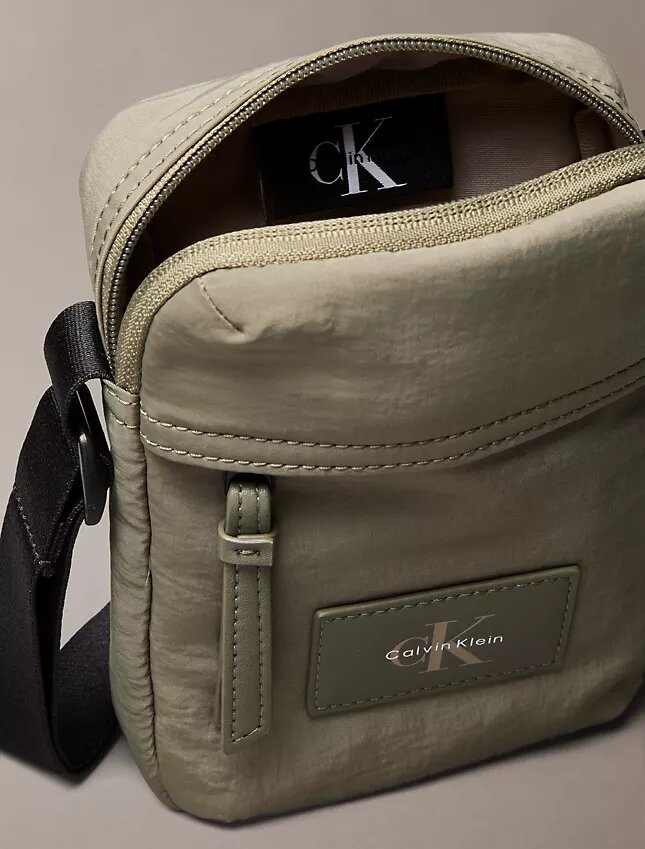 Nylon Reporter Bag Nylon Reporter Bag