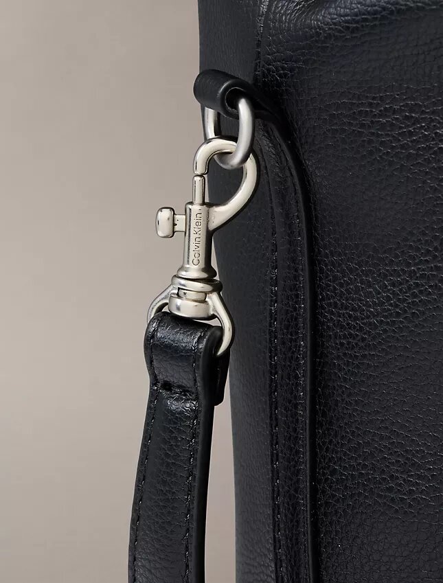 Pebble Grain Bucket Bag Pebble Grain Bucket Bag