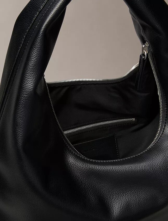 Pebble Grain Crescent Shoulder Bag Pebble Grain Crescent Shoulder Bag