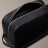 Pebble Grain Dopp Kit