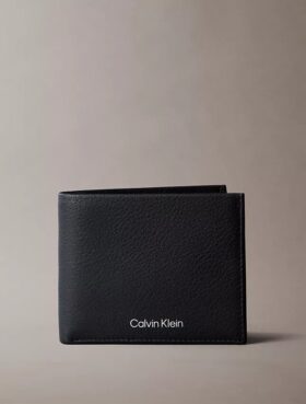 Pebble Grain Leather Bifold Wallet