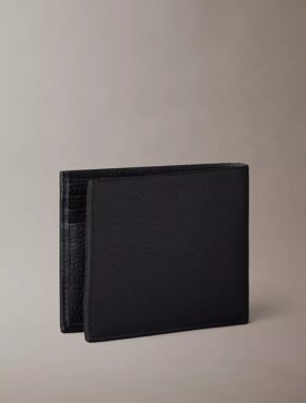 Pebble Grain Leather Bifold Wallet