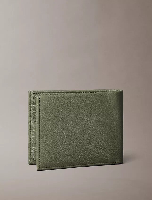 Pebble Grain Leather Bifold Wallet with Coin Pouch Pebble Grain Leather Bifold Wallet with Coin Pouch