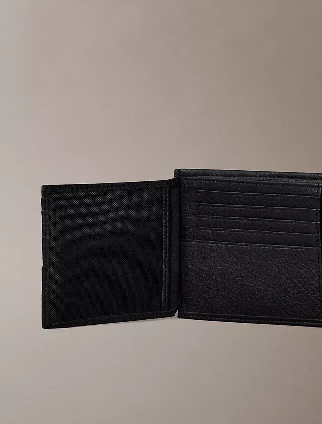 Pebble Grain Leather Trifold Wallet with Coin Pouch Pebble Grain Leather Trifold Wallet with Coin Pouch