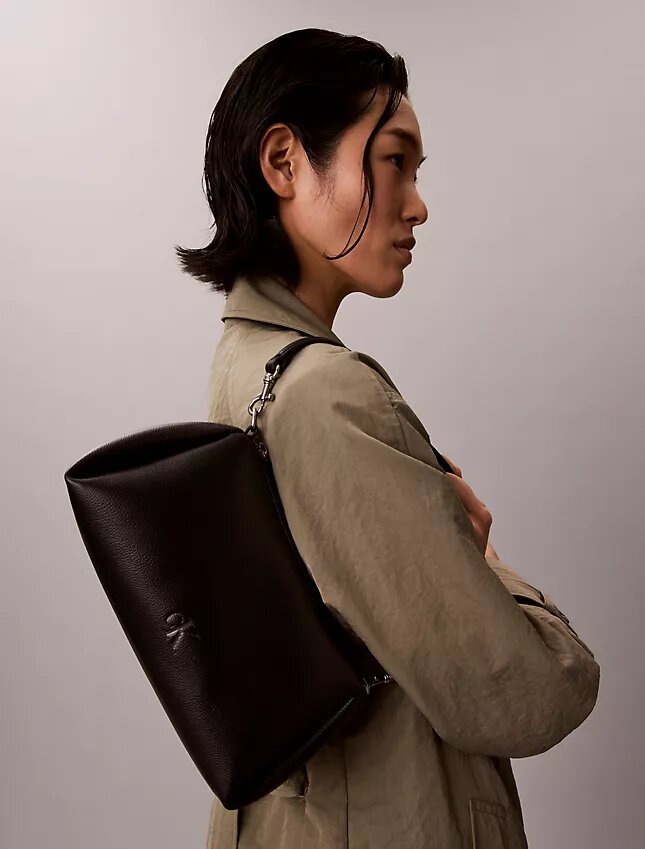 Pebble Pleat Small Shoulder Bag Pebble Pleat Small Shoulder Bag