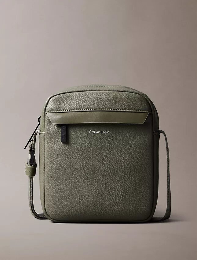 Pebbled Reporter Bag Pebbled Reporter Bag