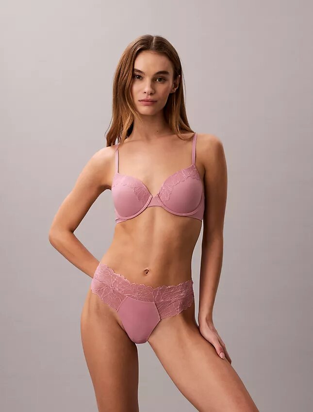 Perfectly Fit Lace Thong Perfectly Fit Lace Thong