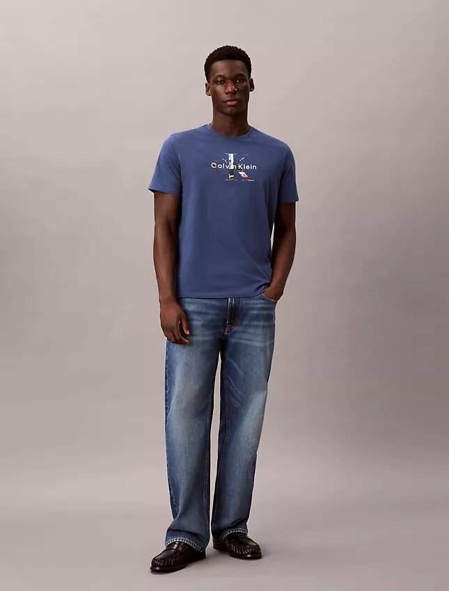 Photo Monologo Graphic Classic T-Shirt Photo Monologo Graphic Classic T-Shirt
