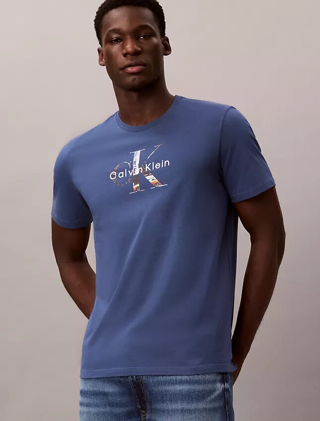 Photo Monologo Graphic Classic T-Shirt Photo Monologo Graphic Classic T-Shirt