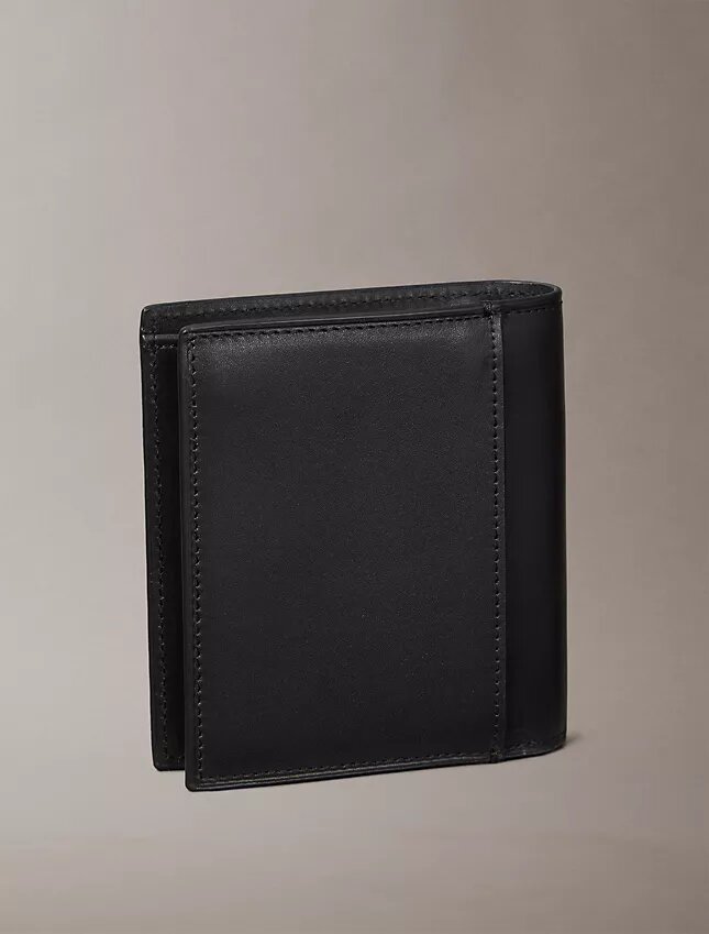 Plaque Logo Slim Bifold Wallet Plaque Logo Slim Bifold Wallet