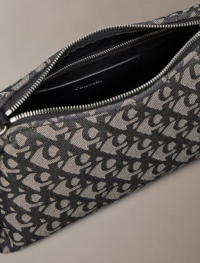 Pleat Monogram Logo Shoulder Bag Pleat Monogram Logo Shoulder Bag
