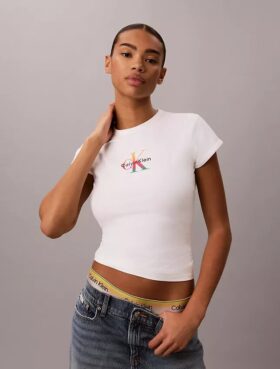 Pride Monologo Baby Tee