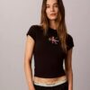 Pride Monologo Baby Tee Pride Monologo Baby Tee