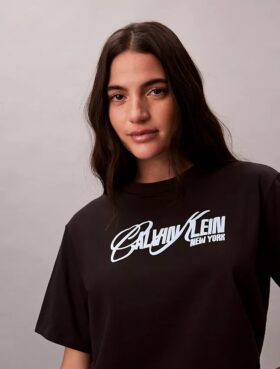 Raised Logo Graphic Boxy T-Shirt