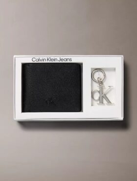 Refined Leather Wallet + Key Ring Gift Set Refined Leather Wallet + Key Ring Gift Set