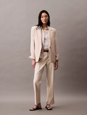 Refined Stretch Tapered Trouser