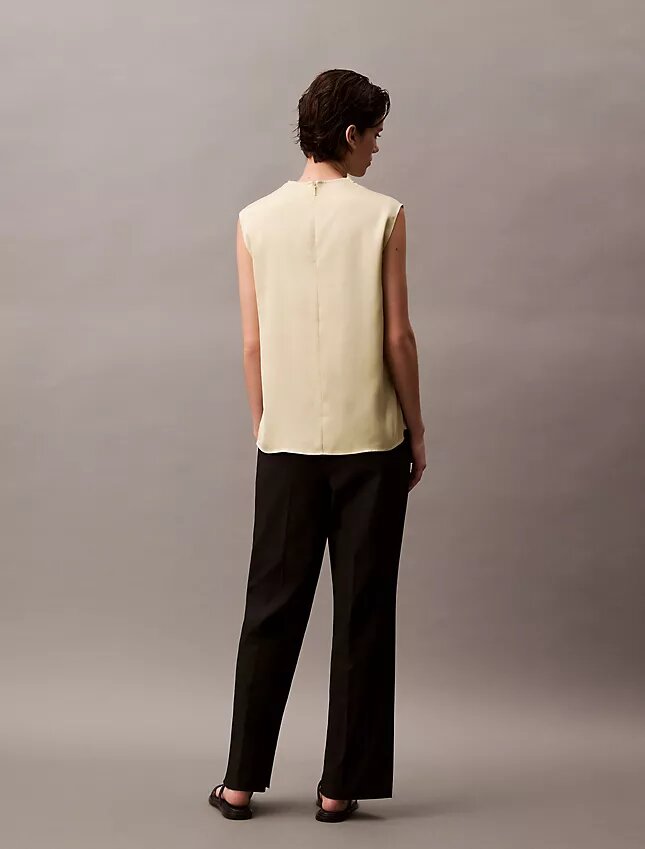 Refined Stretch Tapered Trouser Refined Stretch Tapered Trouser