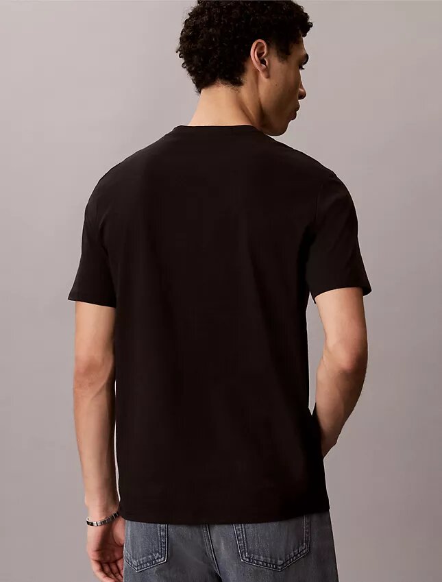 Retro Logo Graphic Classic T-Shirt Retro Logo Graphic Classic T-Shirt