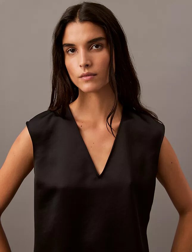 Satin Sleeveless V Neck Blouse Satin Sleeveless V Neck Blouse