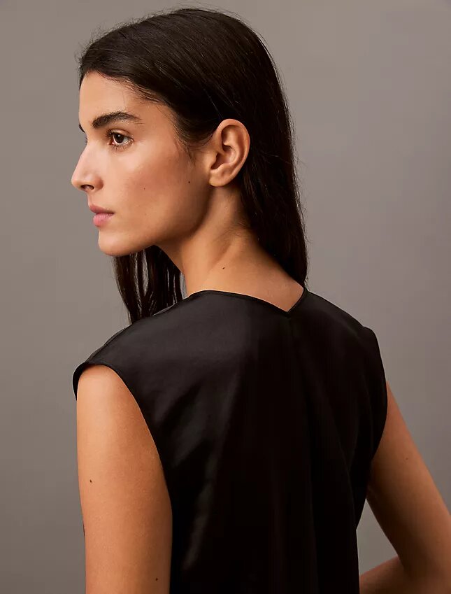 Satin Sleeveless V Neck Blouse Satin Sleeveless V Neck Blouse