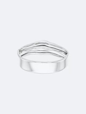Sculptural Fluid Shape Hinged Bangle Sculptural Fluid Shape Hinged Bangle