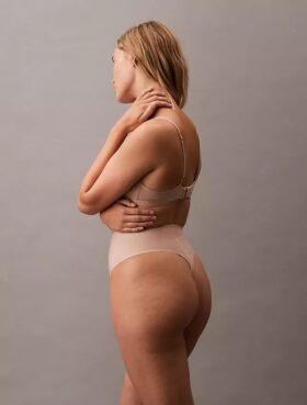 Second Skin Smoothing Thong