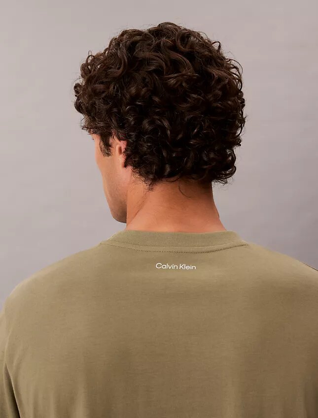 Small Script Logo Graphic Classic T-Shirt Small Script Logo Graphic Classic T-Shirt