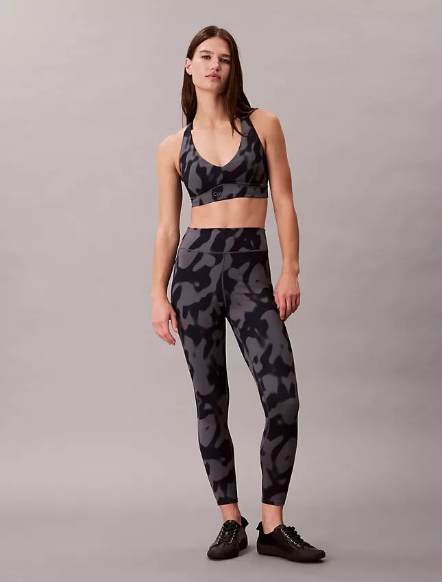 Soft Sport Abstract Print 7/8 Leggings Soft Sport Abstract Print 7/8 Leggings