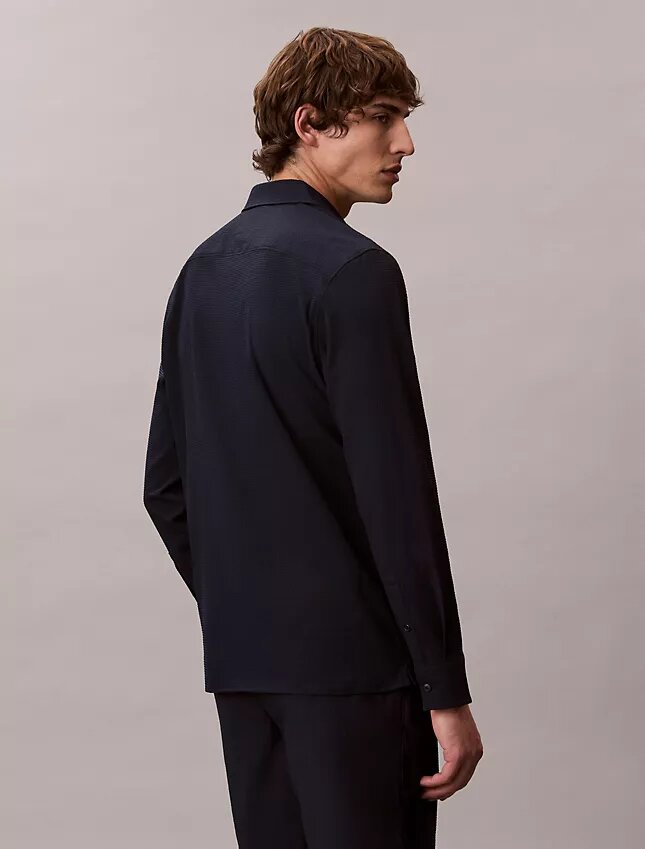 Solid Seersucker Classic Shirt Solid Seersucker Classic Shirt
