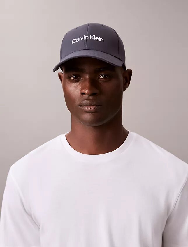 Standard Logo Embroidery Baseball Cap Standard Logo Embroidery Baseball Cap