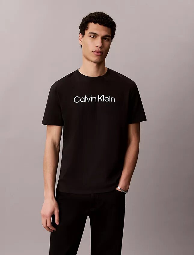 Standard Logo Graphic Classic T-Shirt Standard Logo Graphic Classic T-Shirt