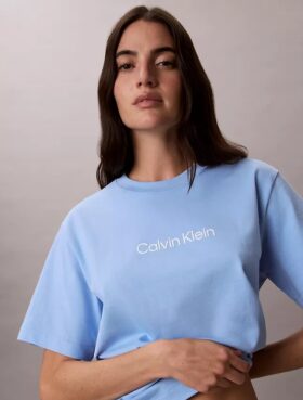 Standard Logo Relaxed T-Shirt