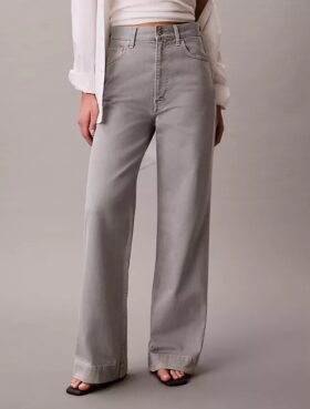 Super High Rise Wide Leg Jeans