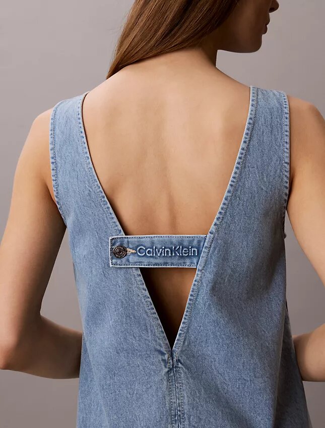 V-Neck Denim Shift Dress V-Neck Denim Shift Dress