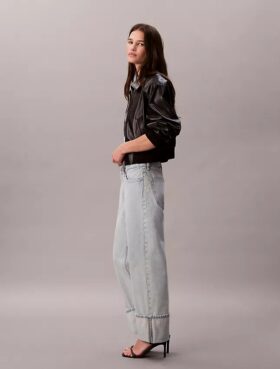 Wide Cuff Relaxed Jeans