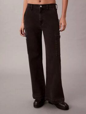 Wide Leg Cargo Jeans