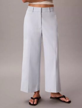 Wide Leg Cropped Chino Pant